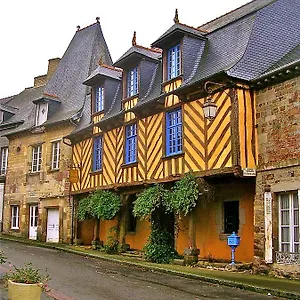 Logis De La Filanderie Becherel